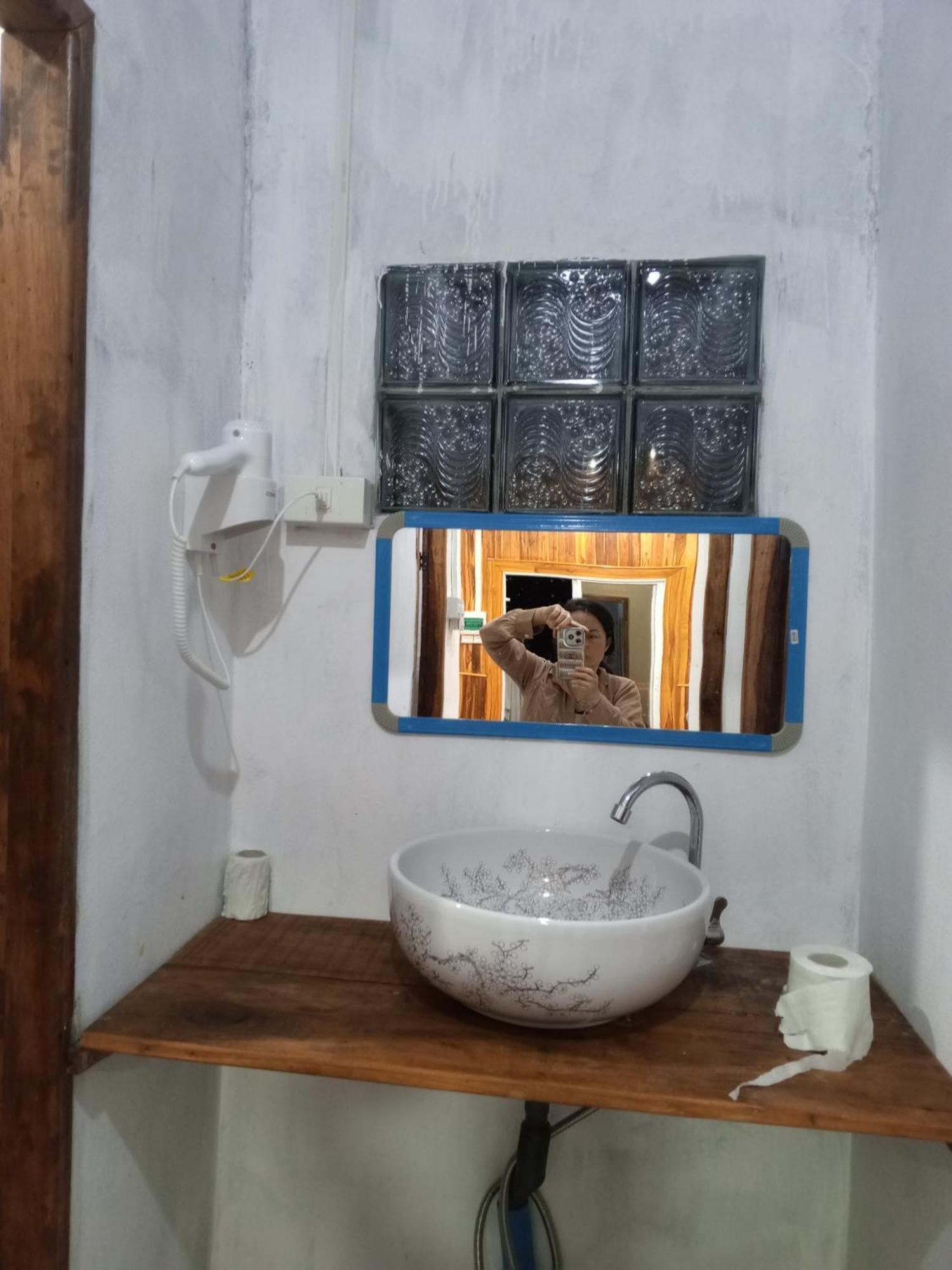 Campingsite Swimming Pool Ban Nongkham Phòng bức ảnh